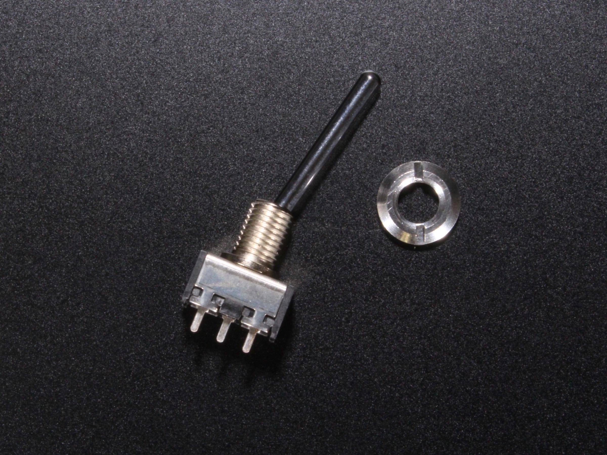 FrSky Tandem X20 Two Position Long Toggle Switch – Aloft Hobbies